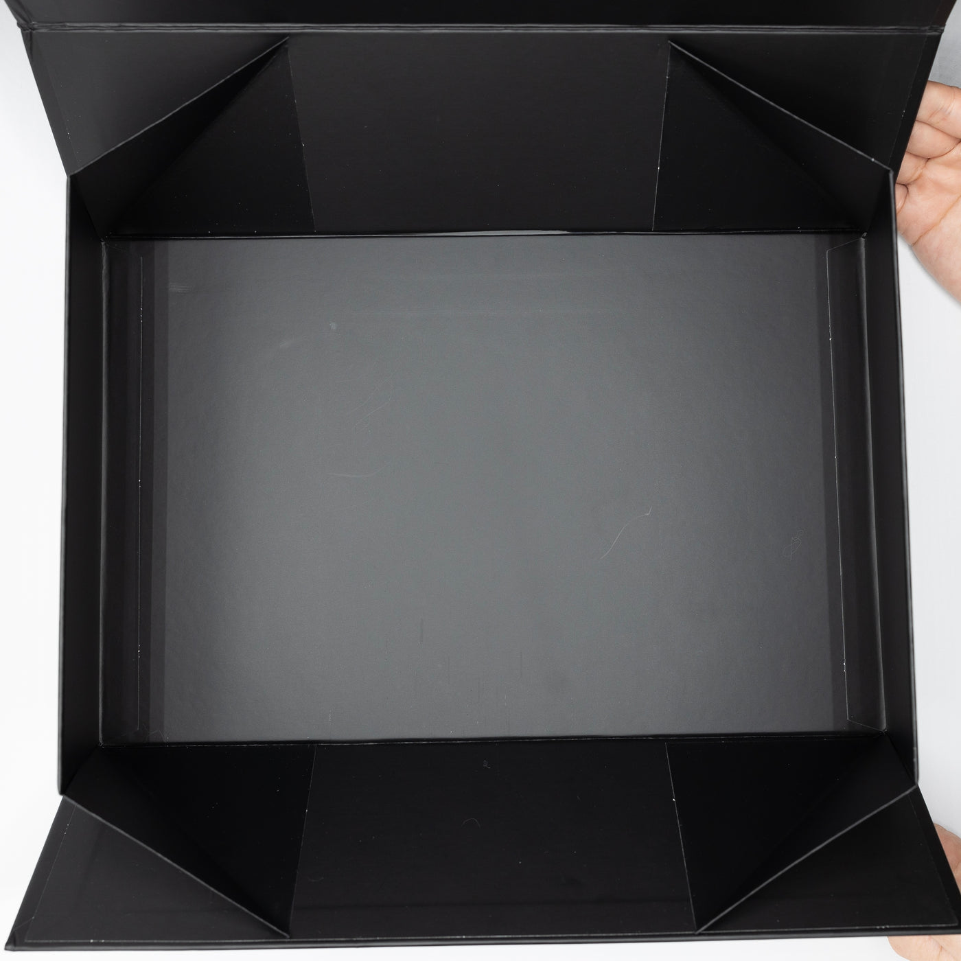 LARGE FOLDABLE BOX WITH MAGNETIC CLOSURE (Black)