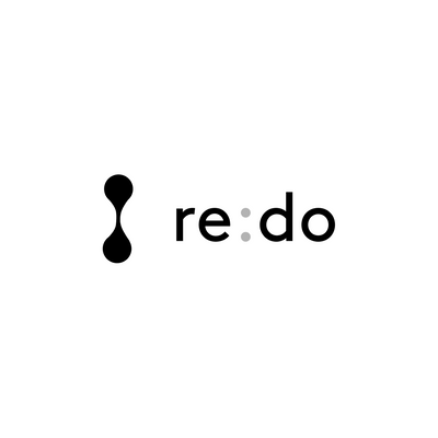 A black and white logo with the word re:do.